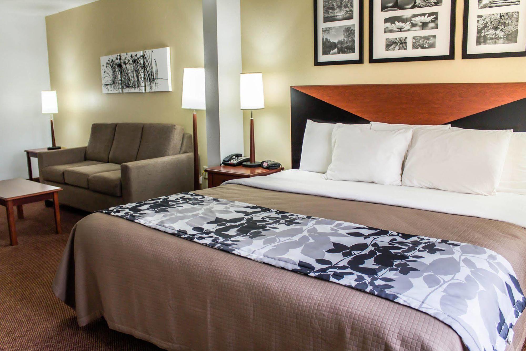 Quality Inn & Suites Chambersburg Ngoại thất bức ảnh
